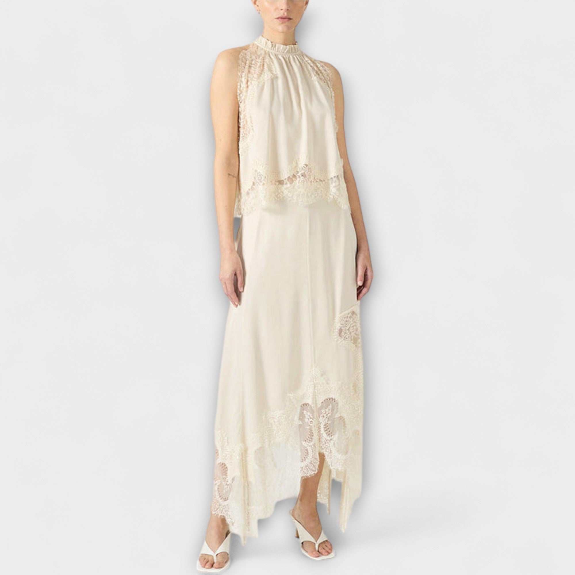 Kaia ™ ｜ Satinblus med spetskant och plisserad halsringning i set