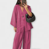 Jacqueline ™ ｜ Avslappnad topp med V-ringning och byxset