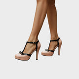Laura ™ ｜Högklackade skor