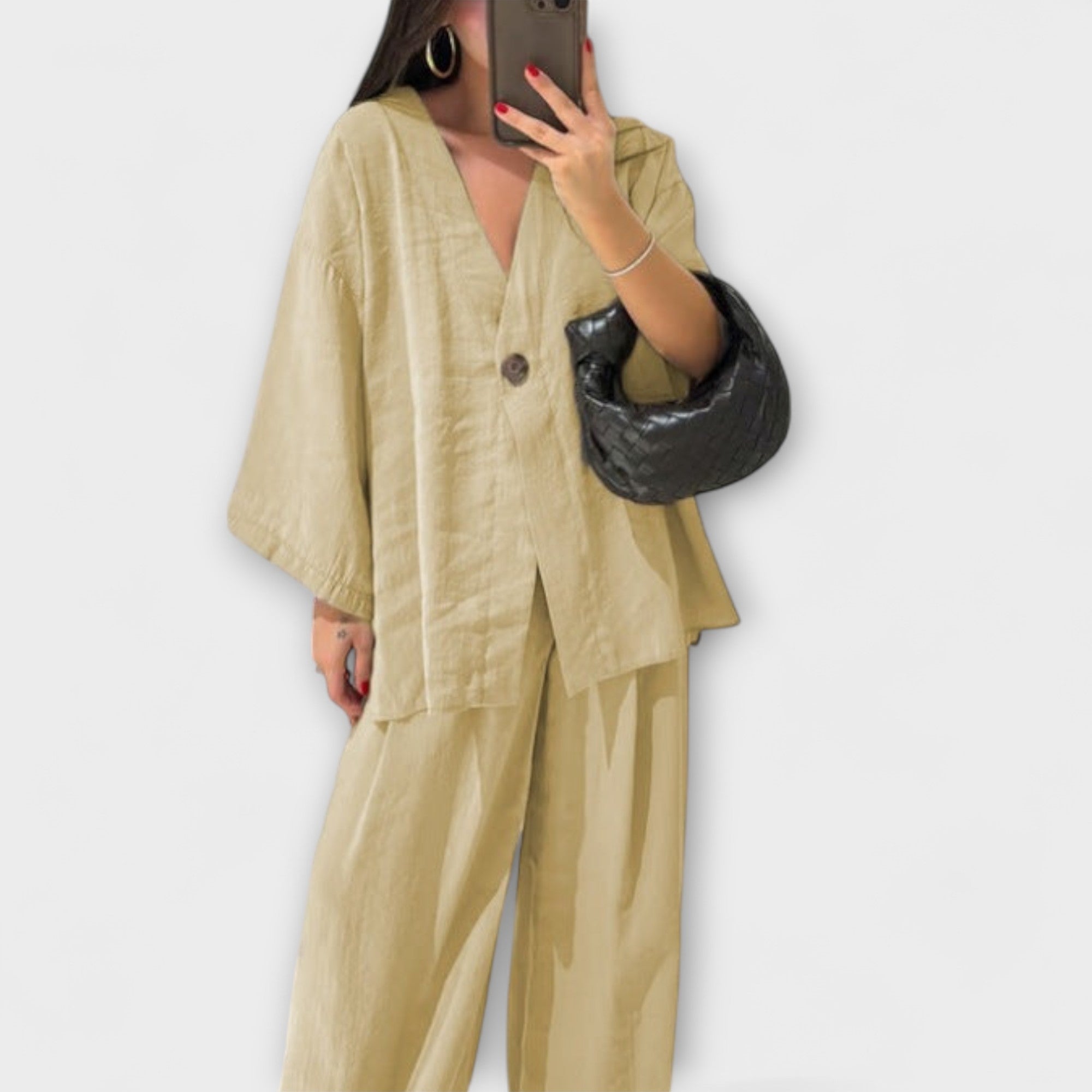 Jacqueline ™ ｜ Avslappnad topp med V-ringning och byxset