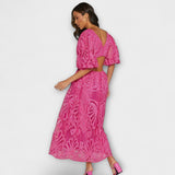 Darja ™ ｜Eleganta klänningar med fina detaljer