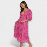 Darja ™ ｜Eleganta klänningar med fina detaljer