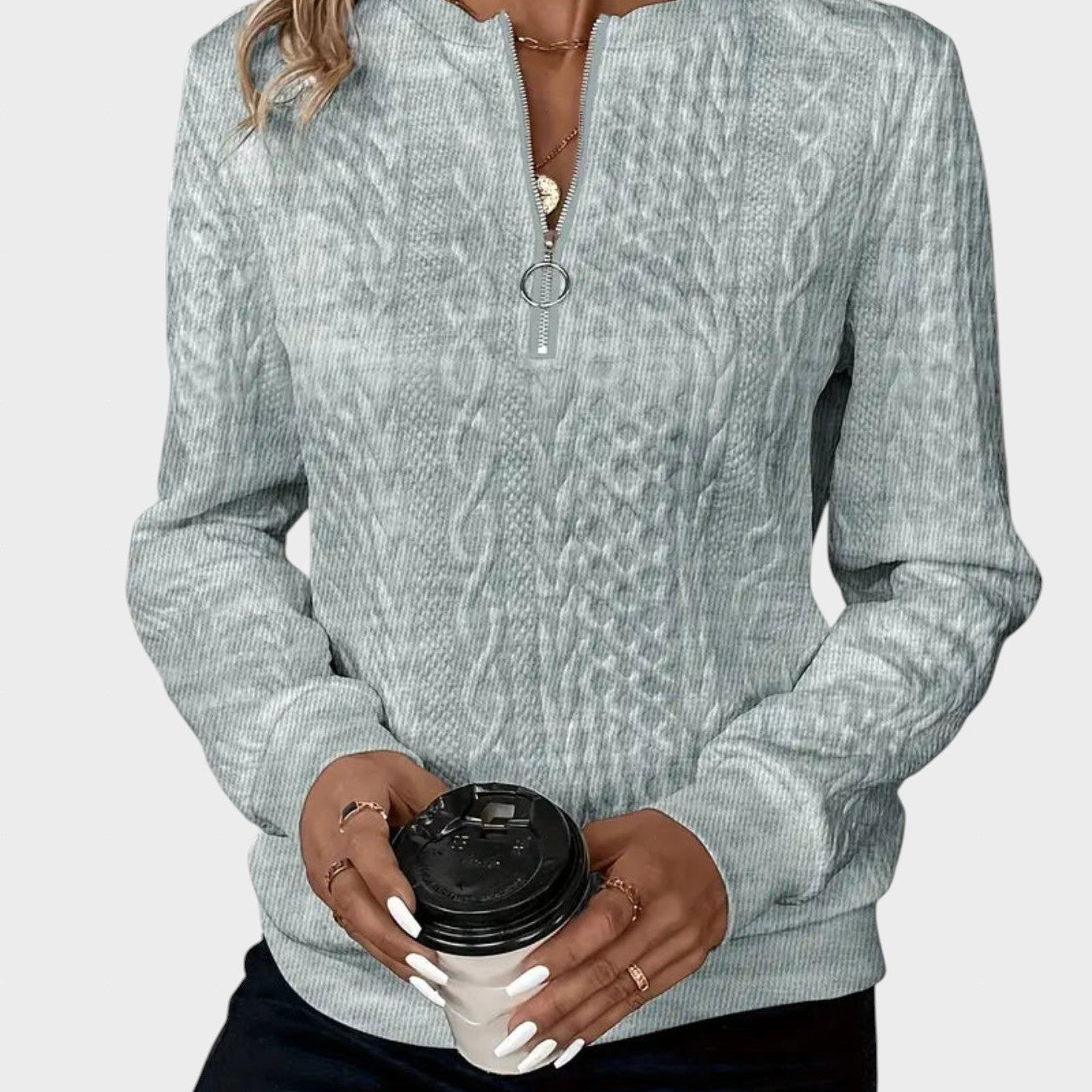 Alena™| Damstickad tröja med dragkedja