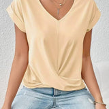 Eloise ™ ｜Topp med V-ringning och knappdetalj