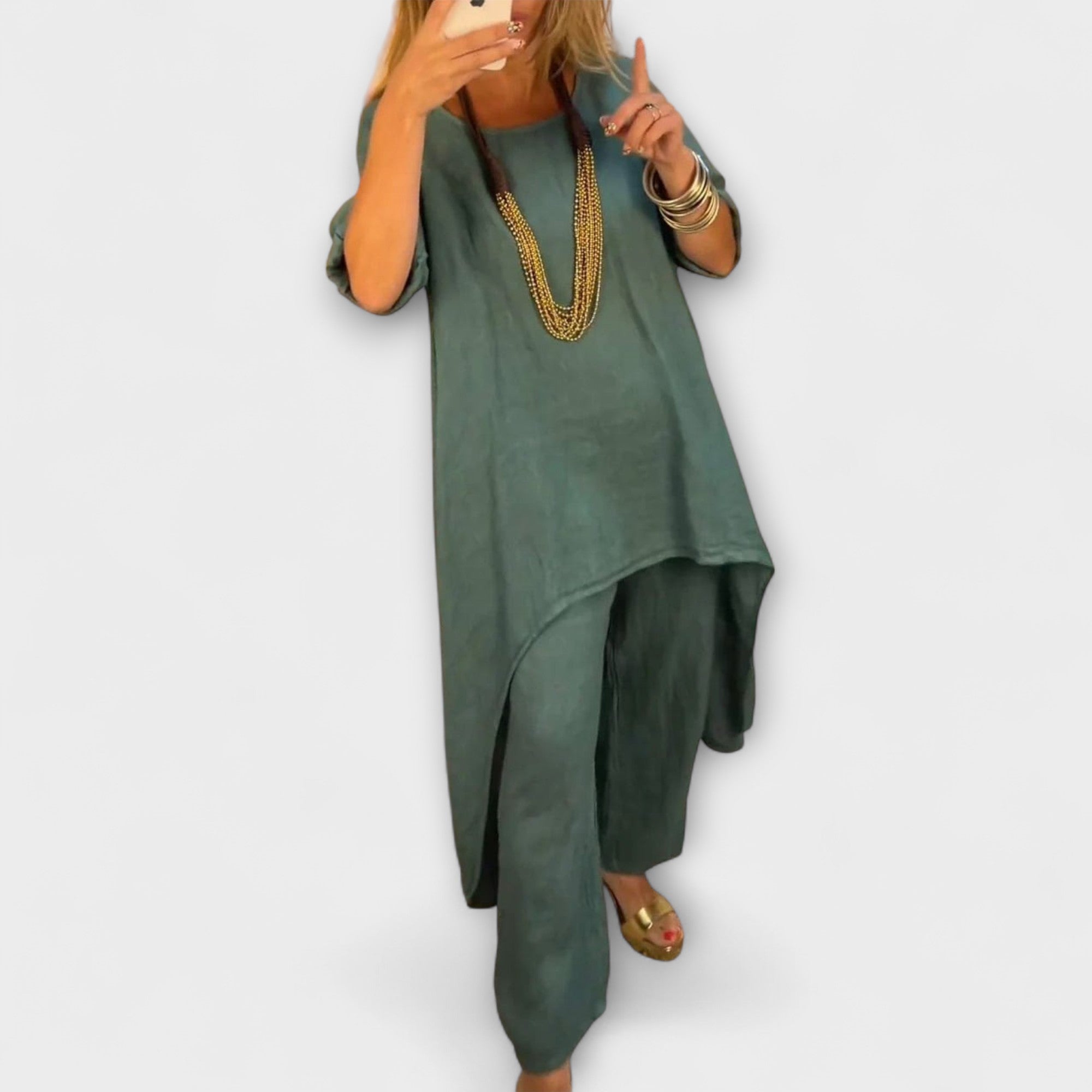 Tabea - Linneklänning med rundad halsringning