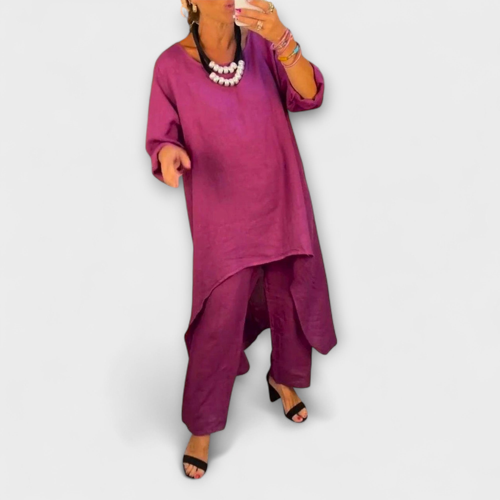 Tabea - Linneklänning med rundad halsringning