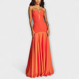 Vada ™ ｜ Klänning utan axelband med V-ringning