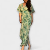 Lana ™ ｜Stiliga blommiga klänningar med V-ringning